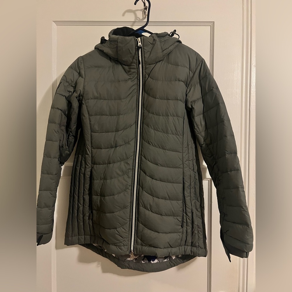 Gray Puffer Jacket - image 5